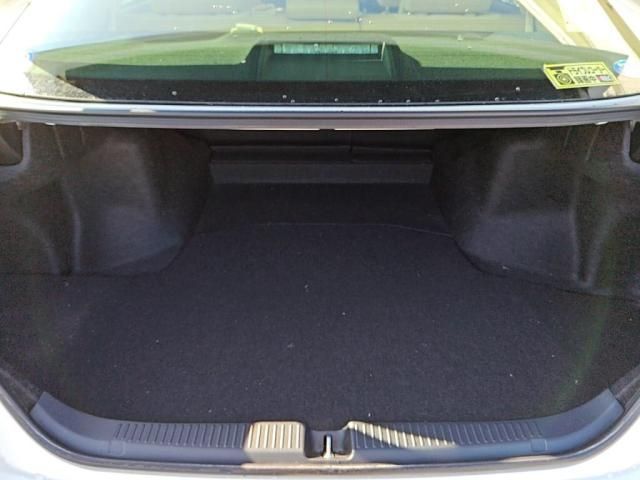 TOYOTA MARK X 2013 Image 31