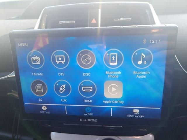 TOYOTA PRIUS 2017 Image 31