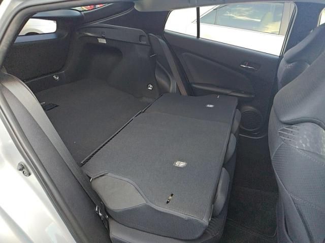 TOYOTA PRIUS 2017 Image 31