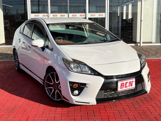 TOYOTA PRIUS 2015 Image 31