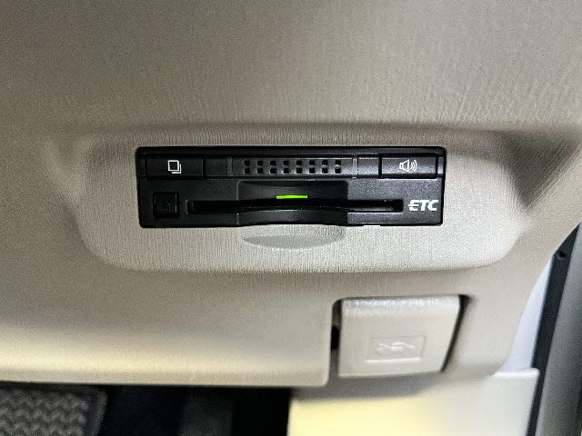 TOYOTA PRIUS 2014 Image 31