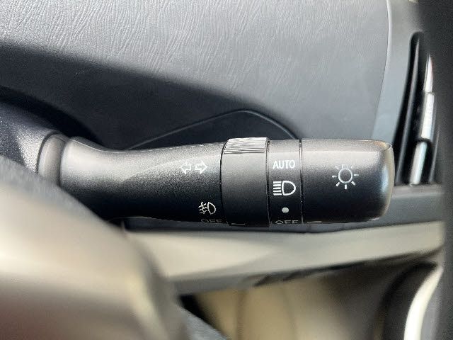 TOYOTA PRIUS 2014 Image 31