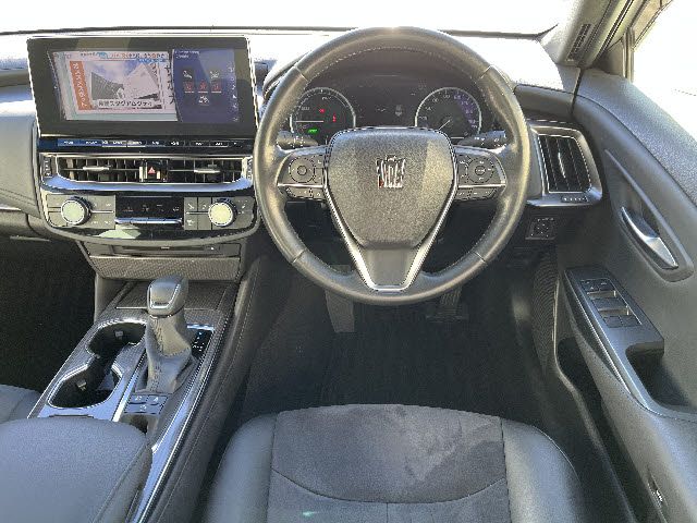 TOYOTA CROWN SEDAN HYBRID 2021 Image 31