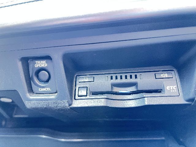 TOYOTA CROWN SEDAN HYBRID 2021 Image 31