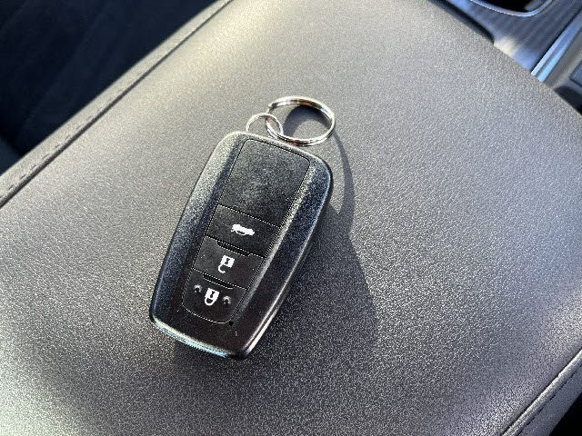 TOYOTA CROWN SEDAN HYBRID 2021 Image 31