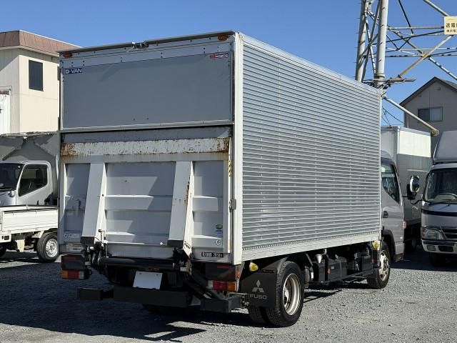 MITSUBISHI CANTER 2017 Image 31