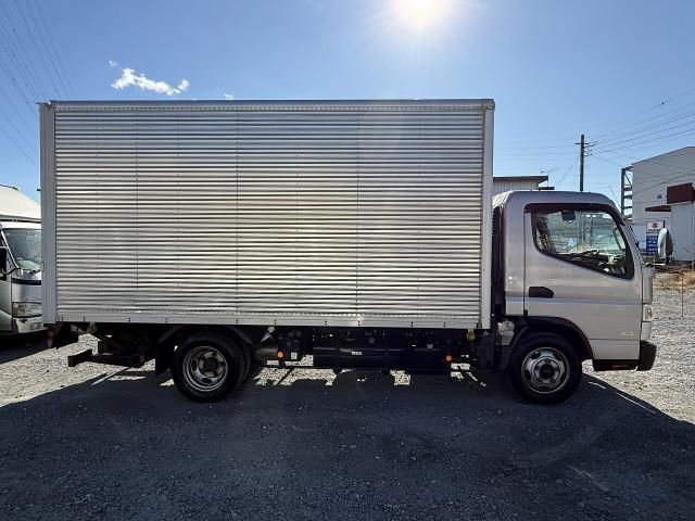 MITSUBISHI CANTER 2017 Image 31