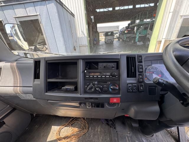 ISUZU ELF 2014 Image 31