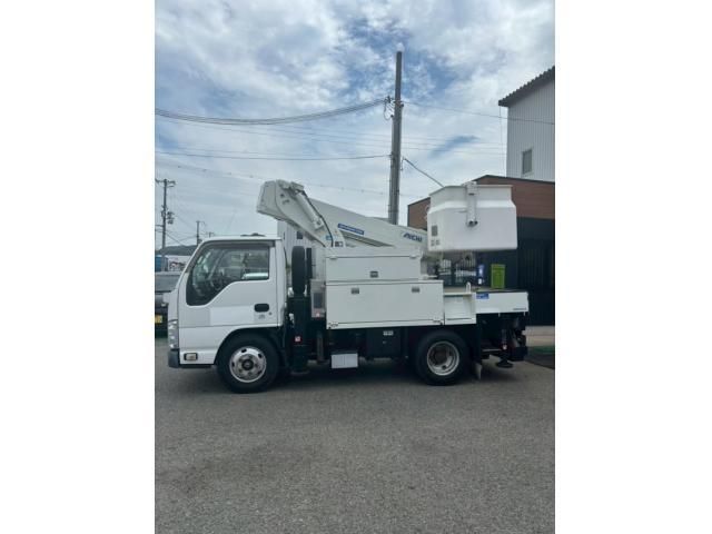 ISUZU ELF 2015 Image 31