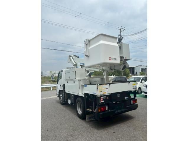 ISUZU ELF 2015 Image 31