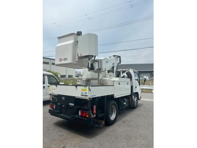 ISUZU ELF 2015 Image 31