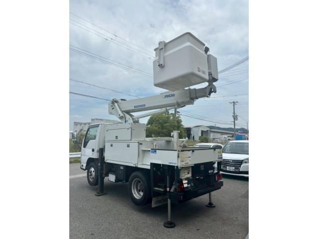 ISUZU ELF 2015 Image 31