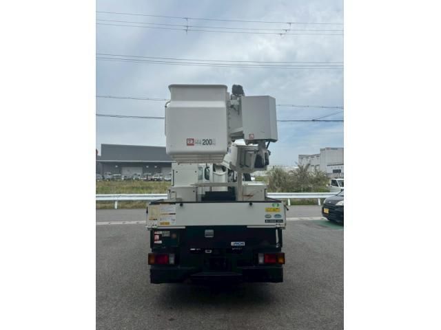 ISUZU ELF 2015 Image 31