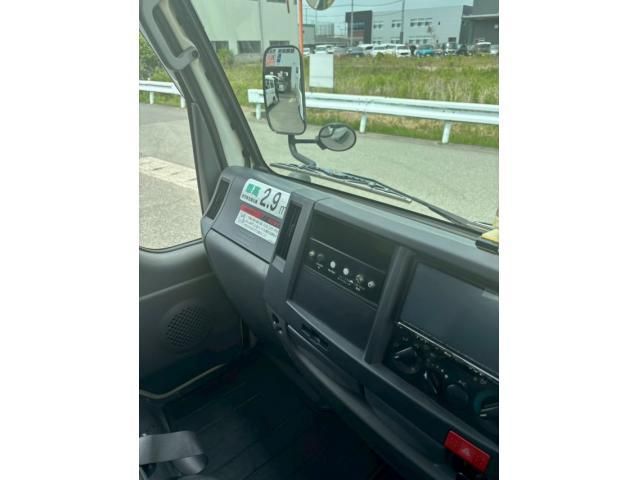 ISUZU ELF 2015 Image 31