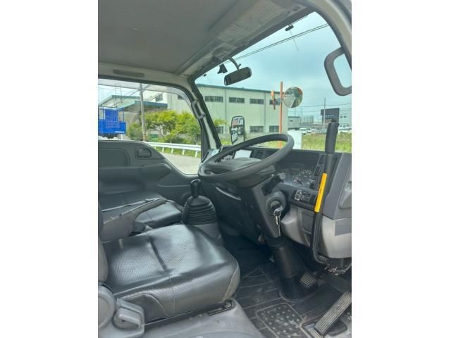 ISUZU ELF 2015 Image 31