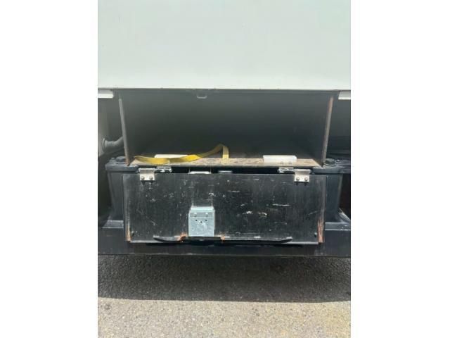 ISUZU ELF 2015 Image 31