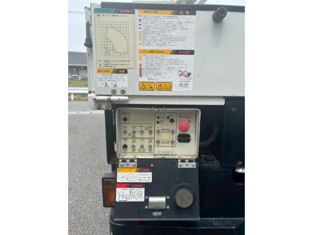 ISUZU ELF 2015 Image 31