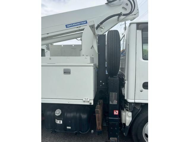 ISUZU ELF 2015 Image 31