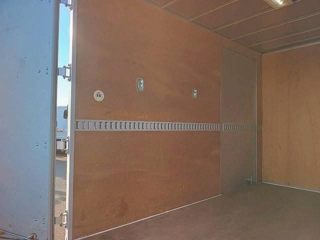 TOYOTA DYNA 2019 Image 31