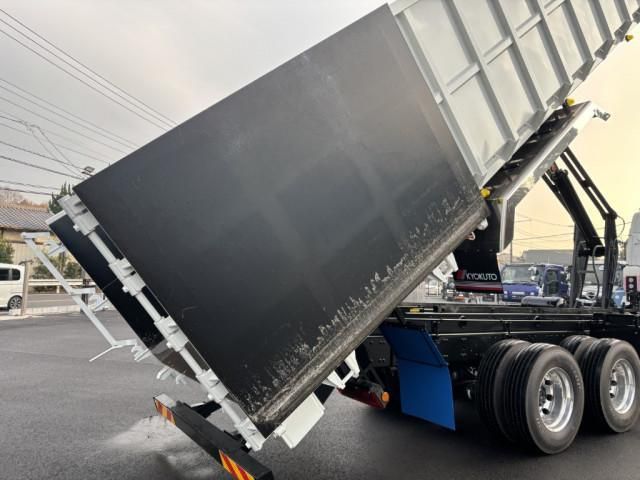 MITSUBISHI FUSOU SUPER GREAT 2025 Image 31