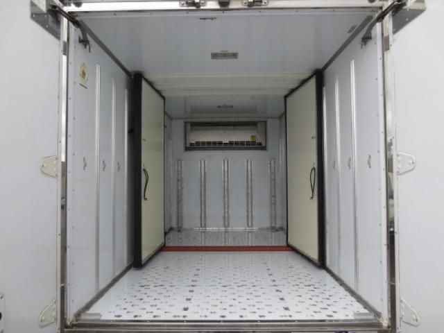 HINO DUTRO 2020 Image 31