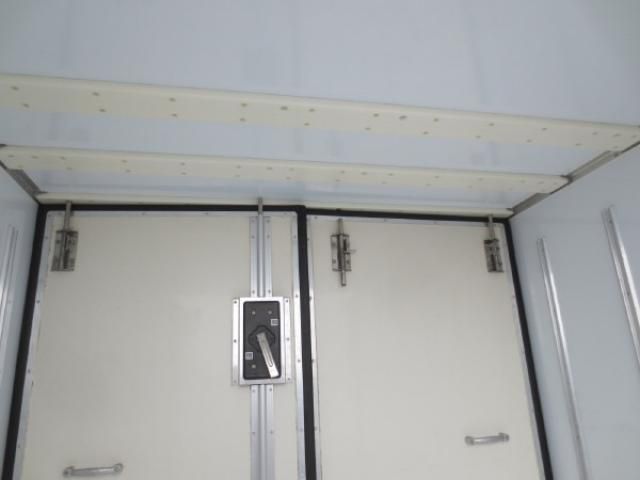 HINO DUTRO 2020 Image 31