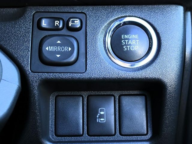 TOYOTA HIACE WAGON 2015 Image 31