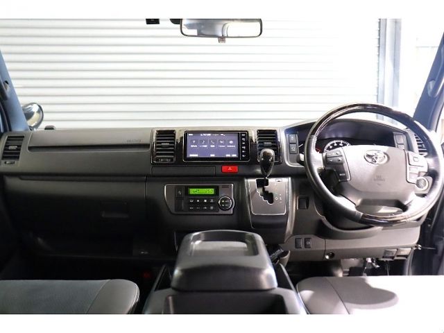 TOYOTA HIACE VAN 2WD 2021 Image 31