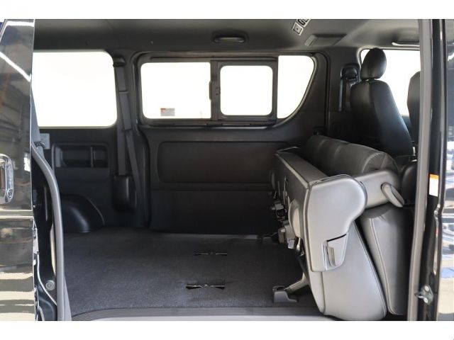 TOYOTA HIACE VAN 2WD 2021 Image 31