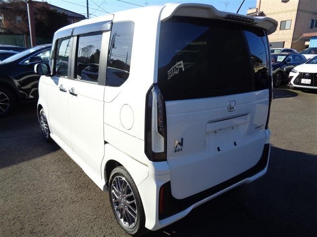 HONDA N BOX CUSTOM 2023 Image 31