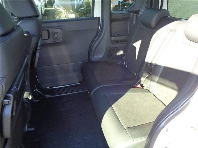 HONDA N BOX CUSTOM 2023 Image 31