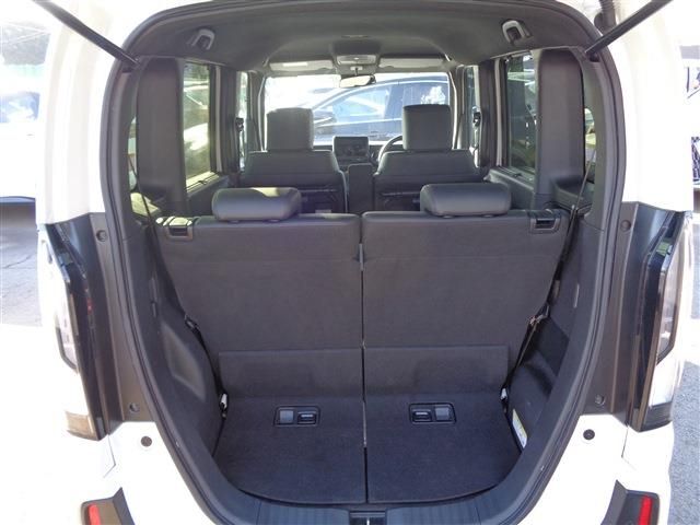 HONDA N BOX CUSTOM 2023 Image 31