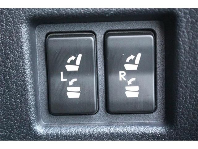 TOYOTA LEXUS NX300 2018 Image 31