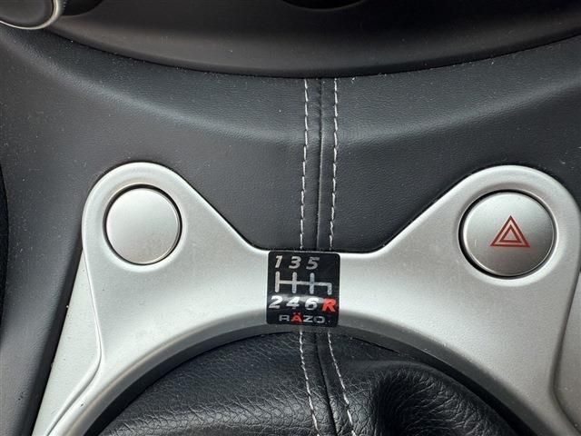 NISSAN FAIRLADY Z 2014 Image 31