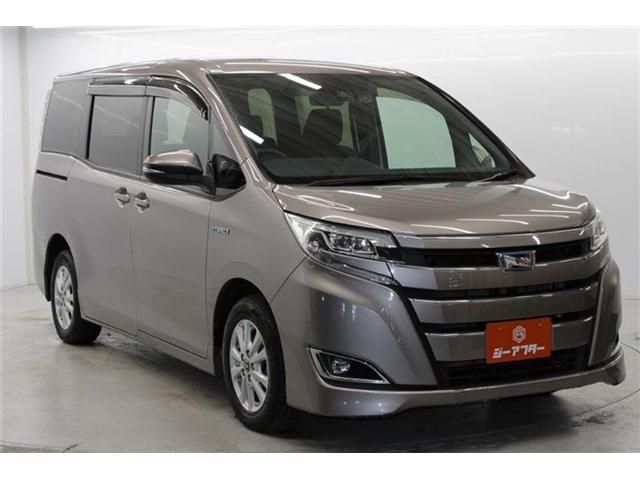 TOYOTA NOAH HYBRID 2018 Image 31