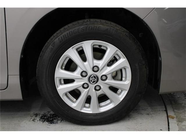 TOYOTA NOAH HYBRID 2018 Image 31