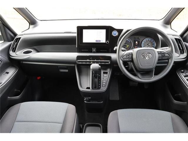 TOYOTA NOAH HYBRID 4WD 2022 Image 31