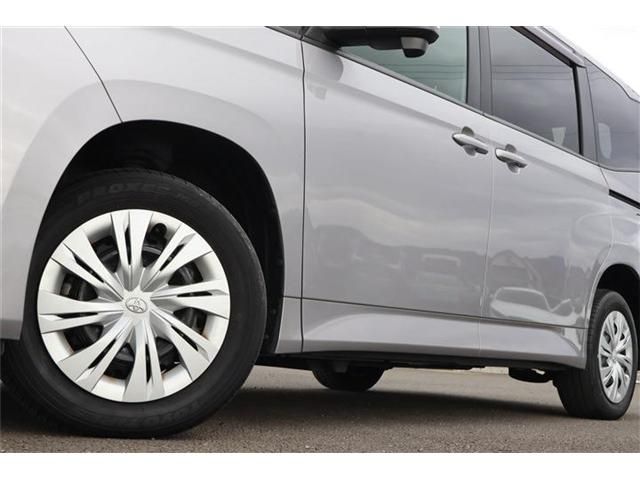 TOYOTA NOAH HYBRID 4WD 2022 Image 31