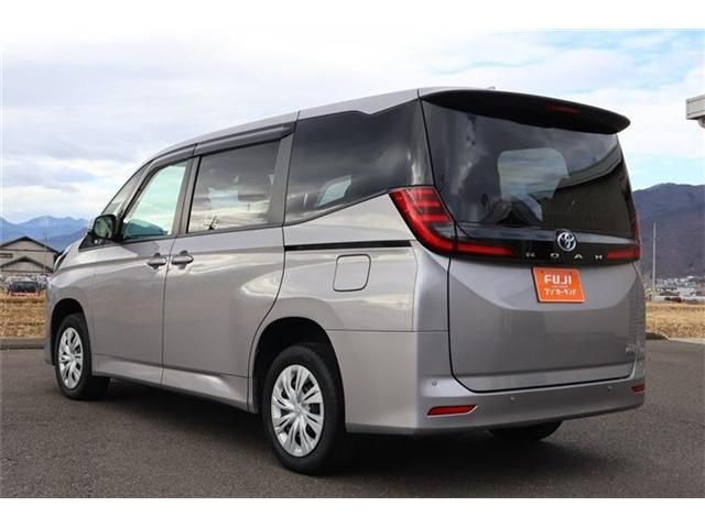 TOYOTA NOAH HYBRID 4WD 2022 Image 31