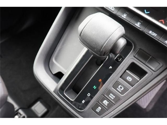 TOYOTA NOAH HYBRID 4WD 2022 Image 31