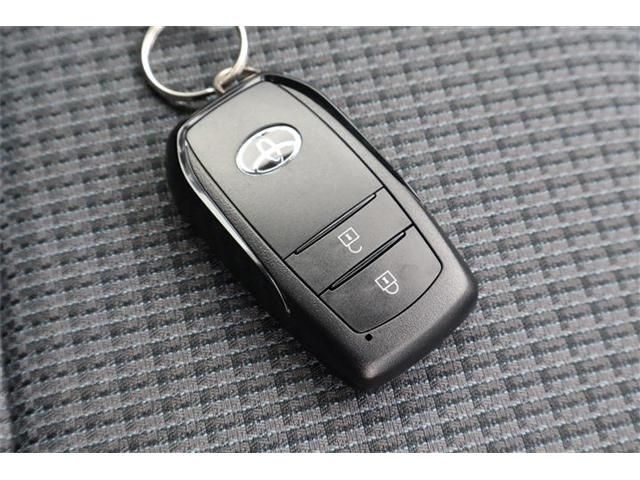 TOYOTA NOAH HYBRID 4WD 2022 Image 31