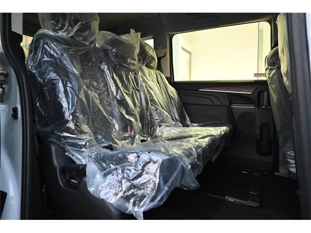 MITSUBISHI DELICA D:5 4WD 2024 Image 31