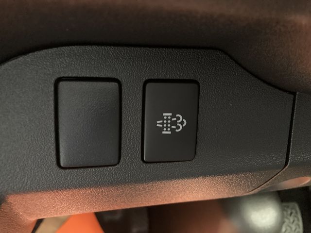 TOYOTA HIACE VAN 2WD 2025 Image 31