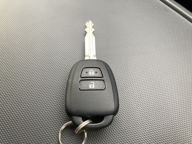 TOYOTA HIACE VAN 2WD 2025 Image 31