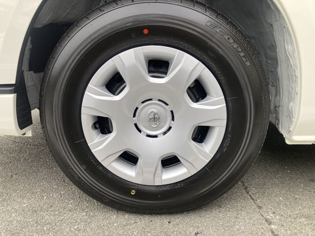 TOYOTA HIACE VAN 2WD 2025 Image 31