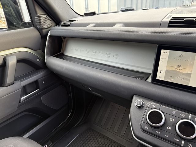 ROVER DEFENDER 0 Image 31