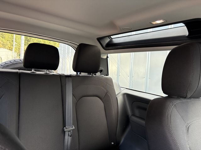 ROVER DEFENDER 0 Image 31