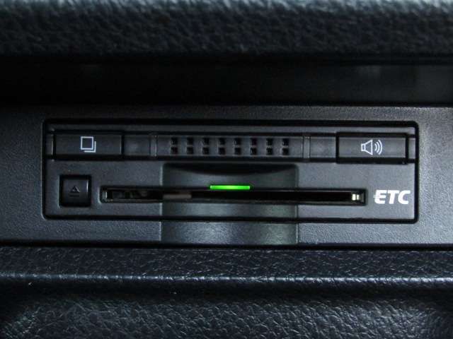 TOYOTA NOAH HYBRID 4WD 2015 Image 31