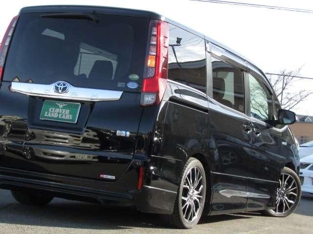 TOYOTA NOAH HYBRID 4WD 2015 Image 31