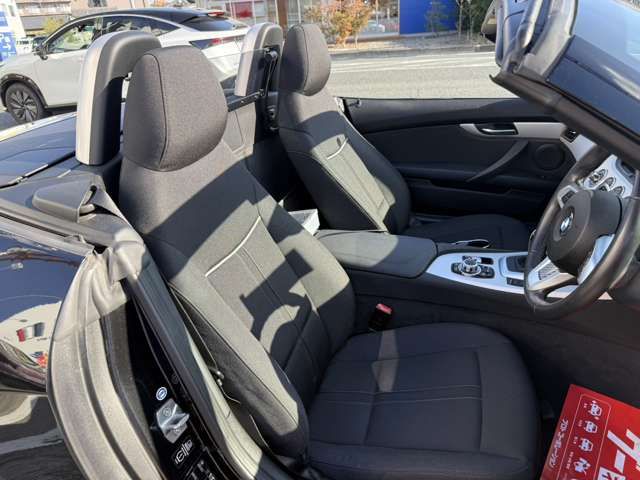 BMW Z4 2012 Image 31